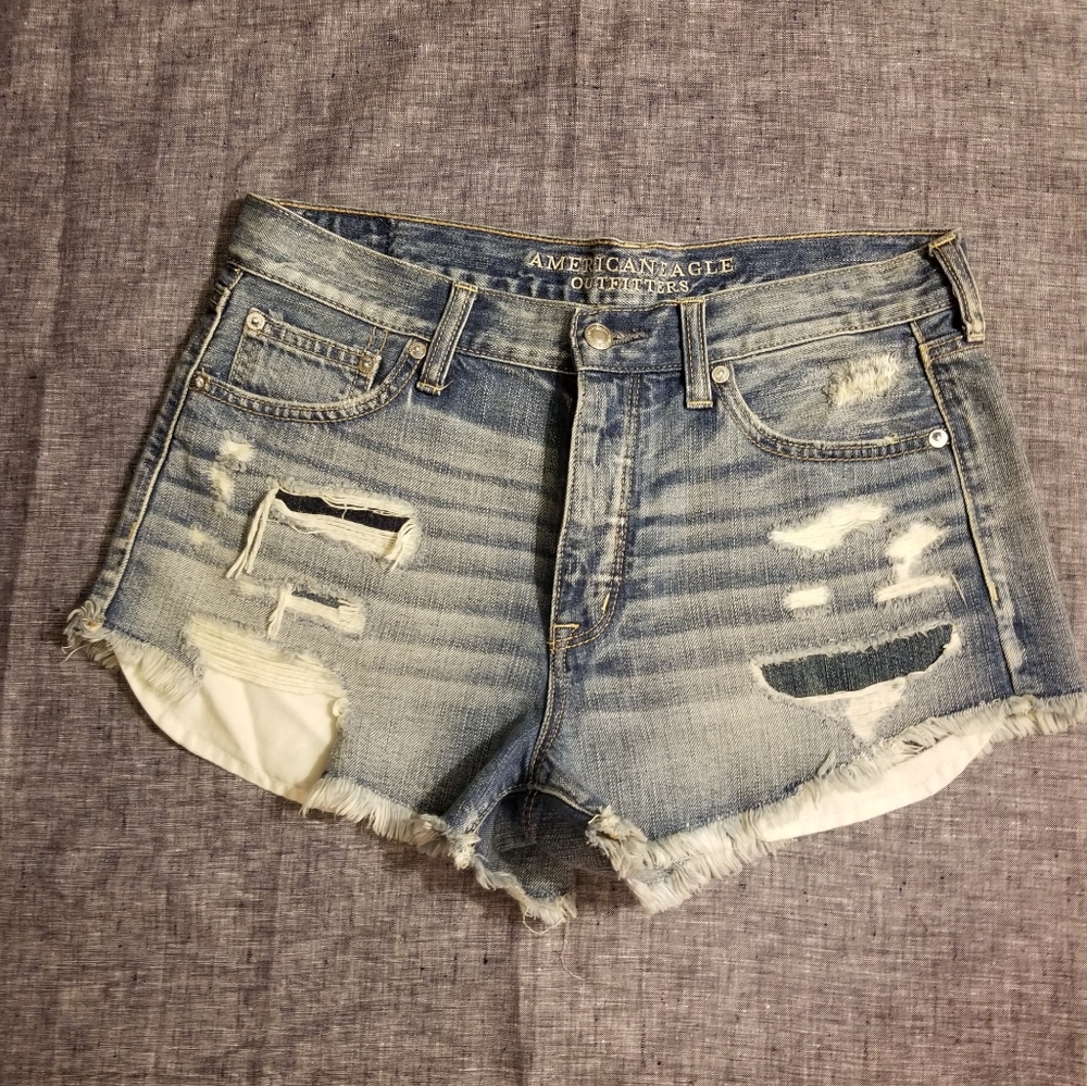 American Eagle vintage high-rise festival shorts